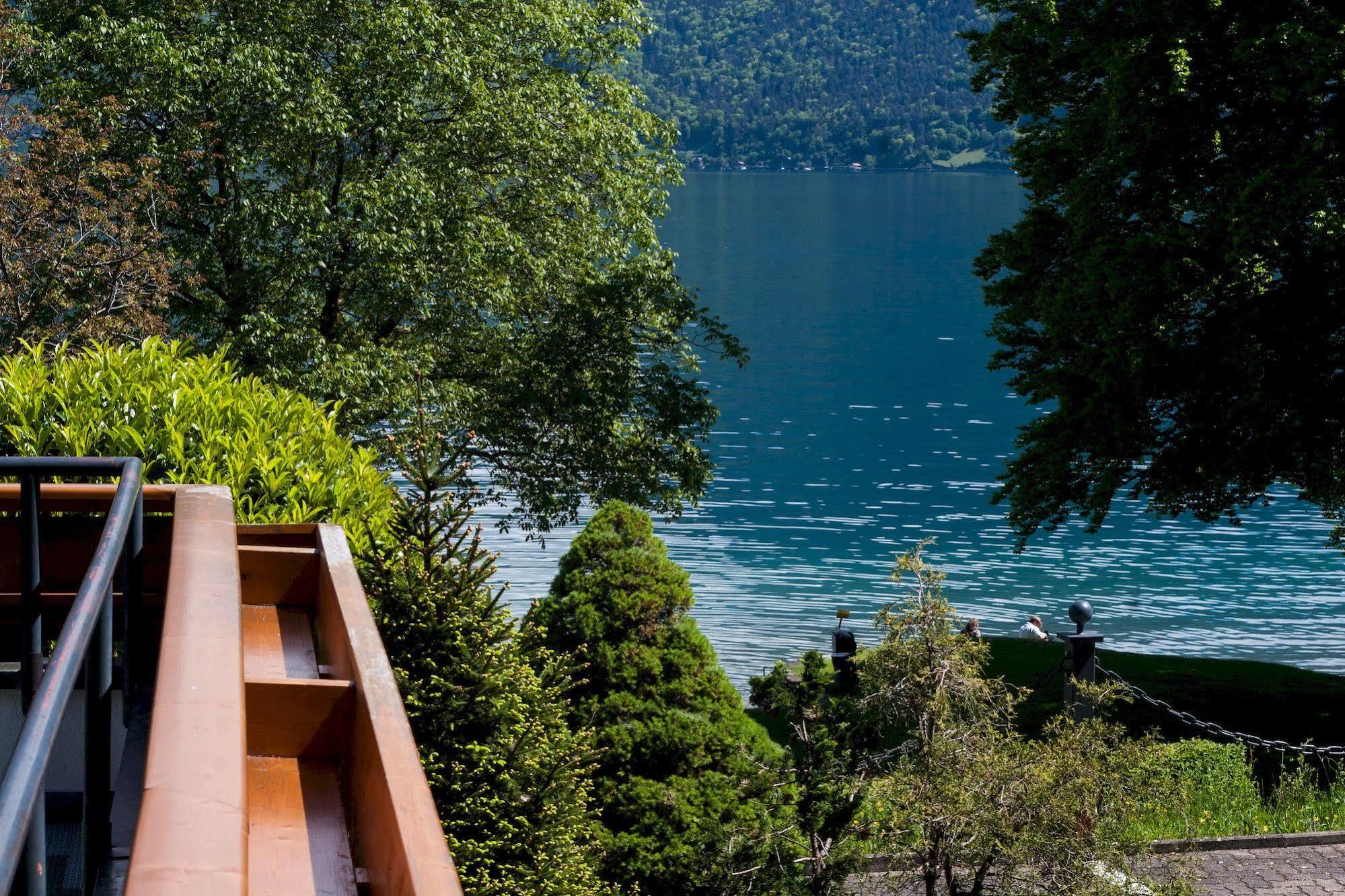 Seehotel Boutique Jaegerhof-Hubertus Faulensee Exteriör bild